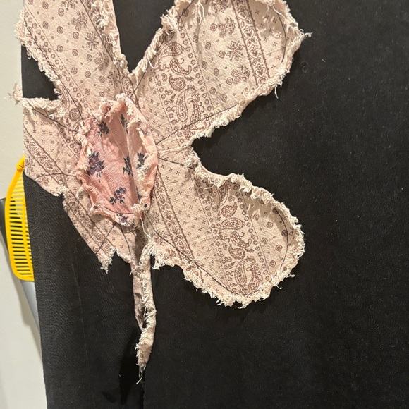 Umgee Black and Pink Patchwork Sweatshirt - Picture 4 of 6